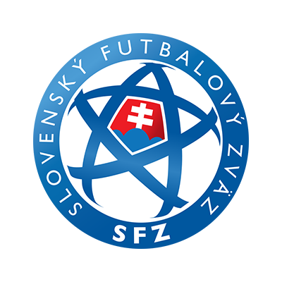 Chupeta Slovakia nacional para bebés, perfeita para pequenos fãs de futebol. Conforto e estilo em cada detalhe.